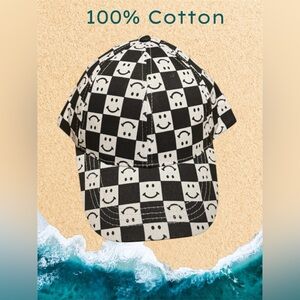 🆕Adult | Smiley Face Checkered Cap